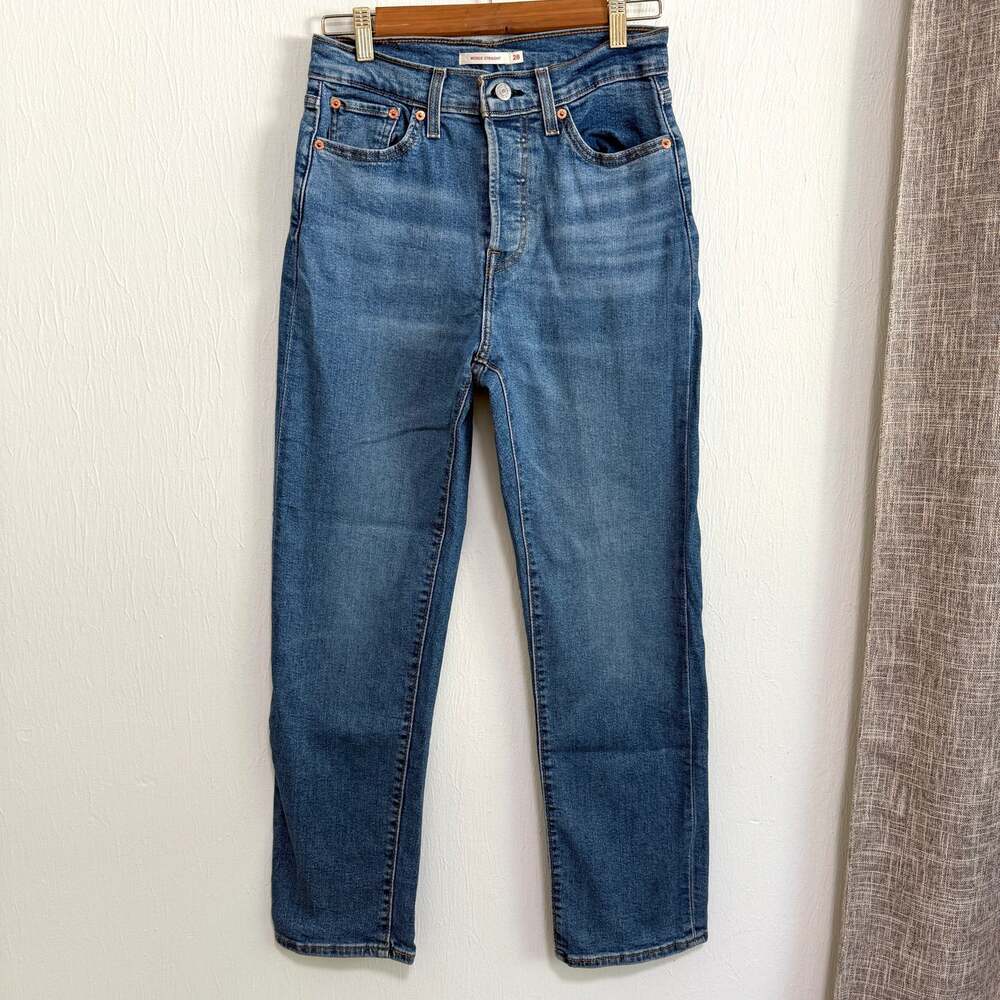 Levis Womens Wedgie Straight Jeans 28 Medium Blue Wash Button Fly High Waisted